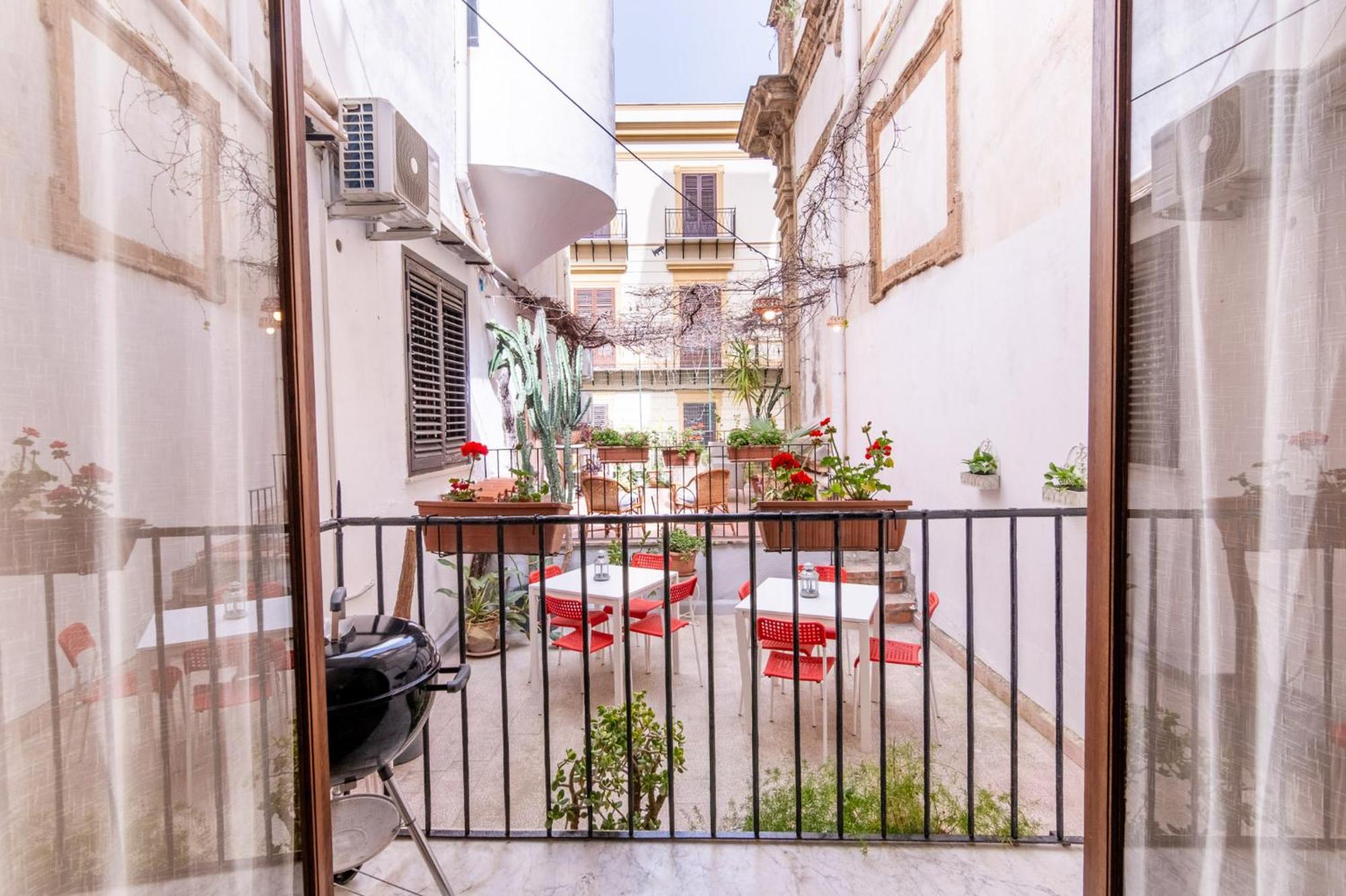 Palazzo Del Bono Suites Palermo Exterior foto